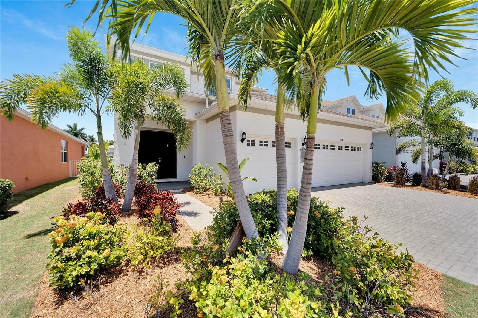 Property Photo: 5243 Wishing Arch Drive FL 33572