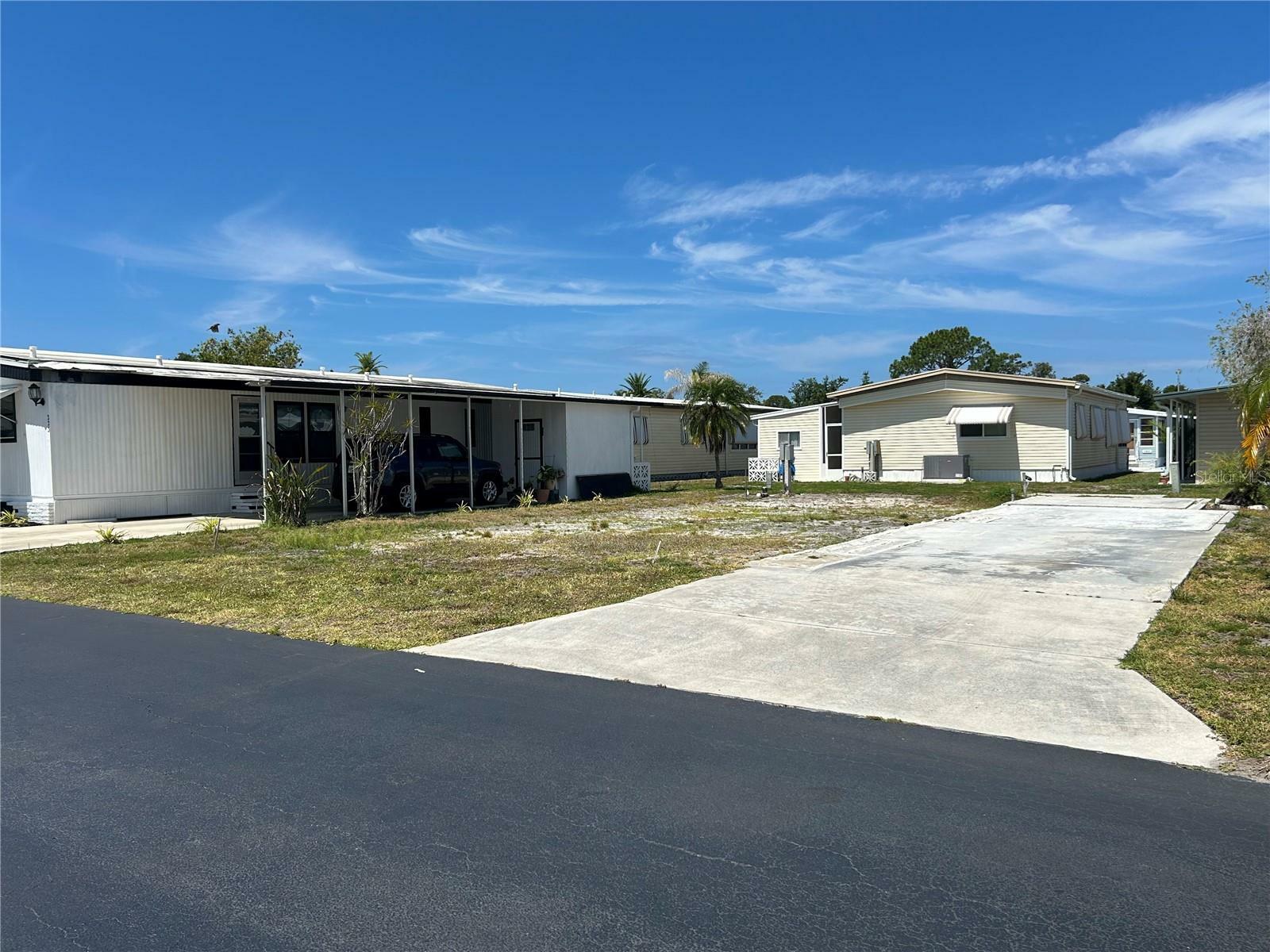 Property Photo:  221 Palm Air Drive  FL 34229 