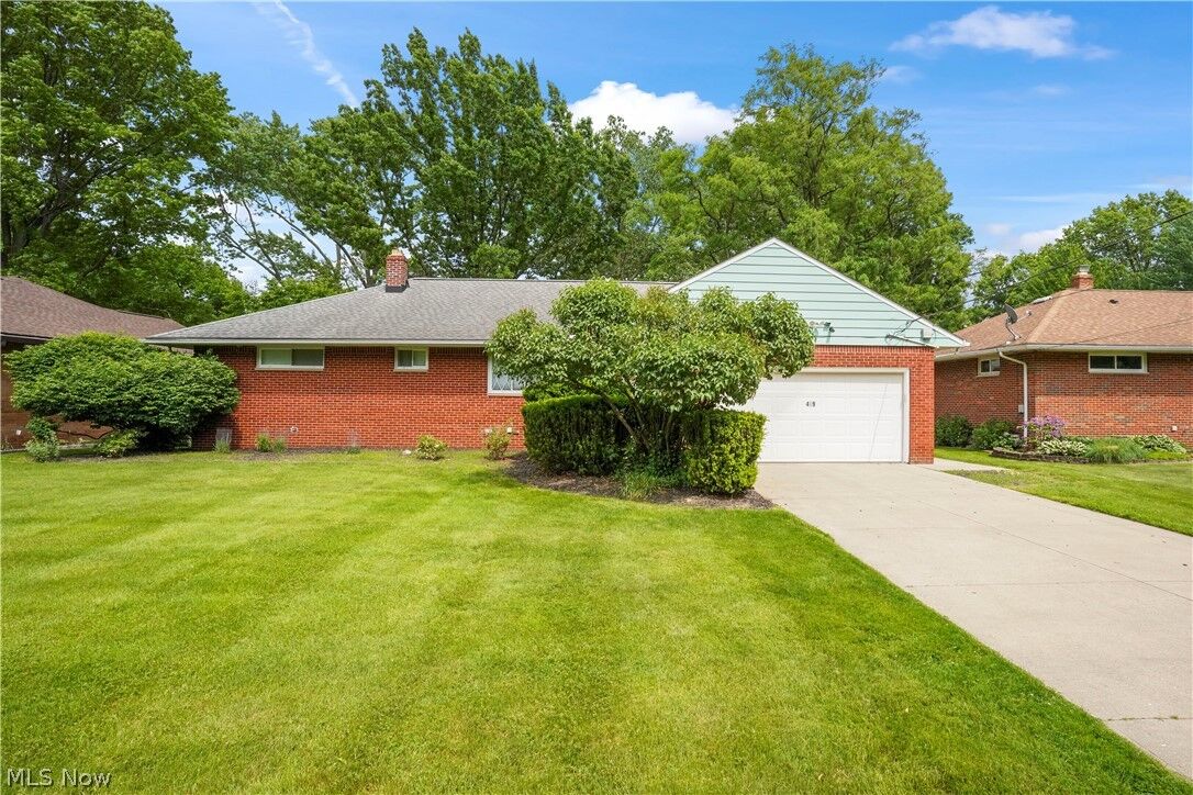 Property Photo:  489 Karl Drive  OH 44143 