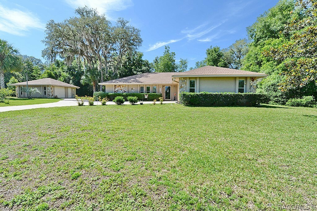 500 E Buckingham Drive  Lecanto FL 34461 photo