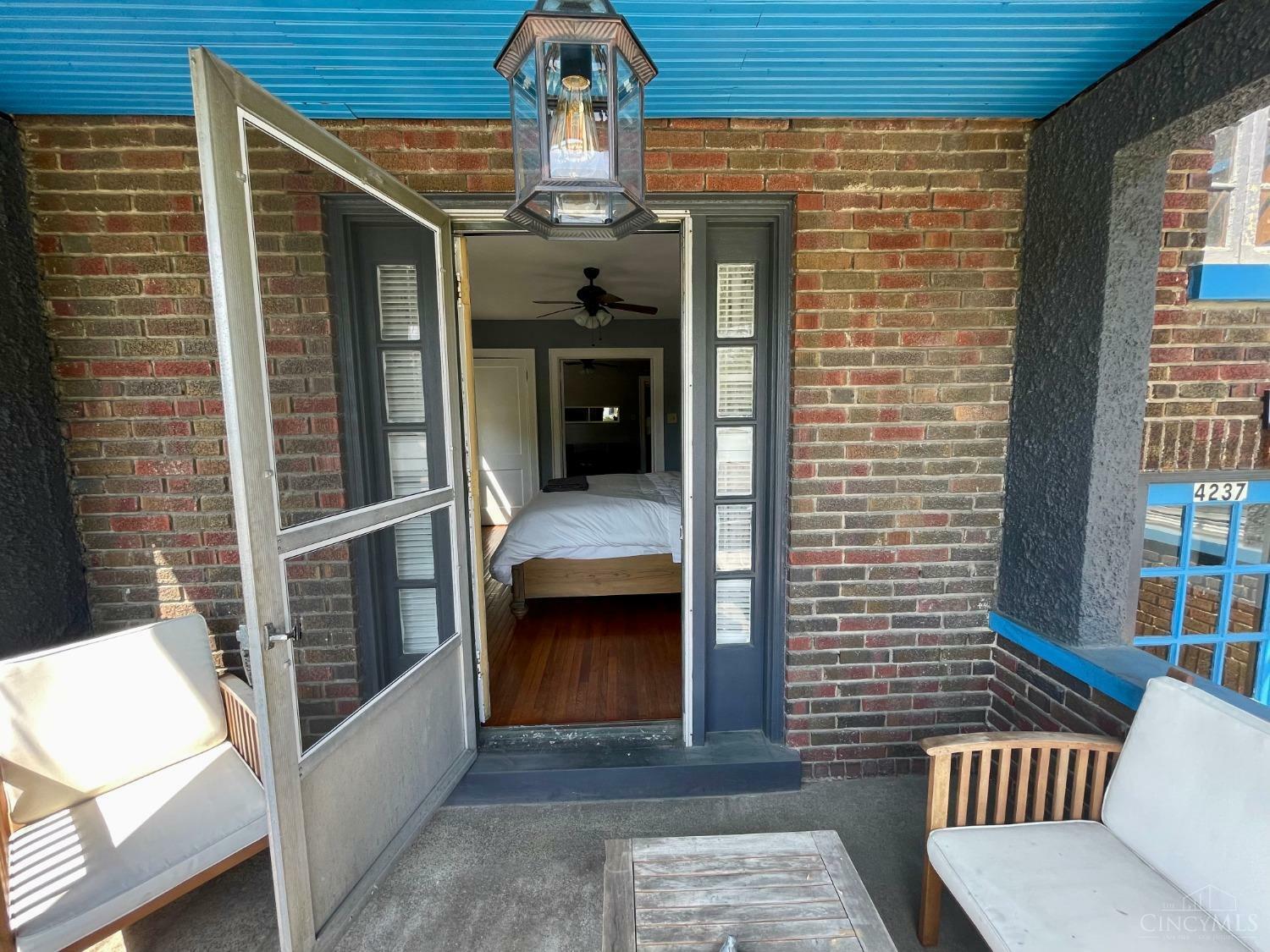 Property Photo:  4237 Vine Street  OH 45217 