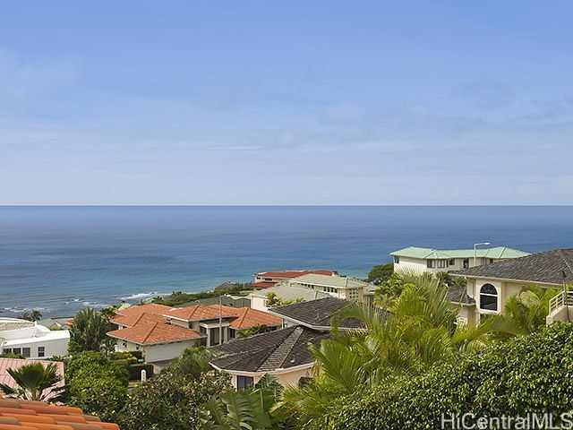 Property Photo: 137 Kokololio Place HI 96821