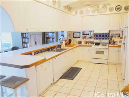 Property Photo:  