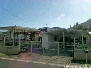 Property Photo:  
