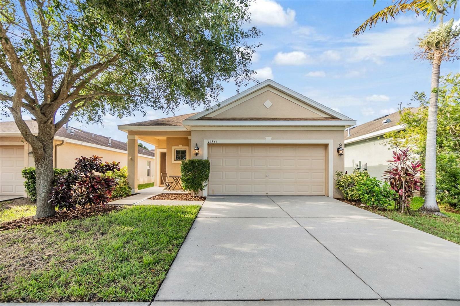 Property Photo:  12857 Geneva Glade Drive  FL 33578 