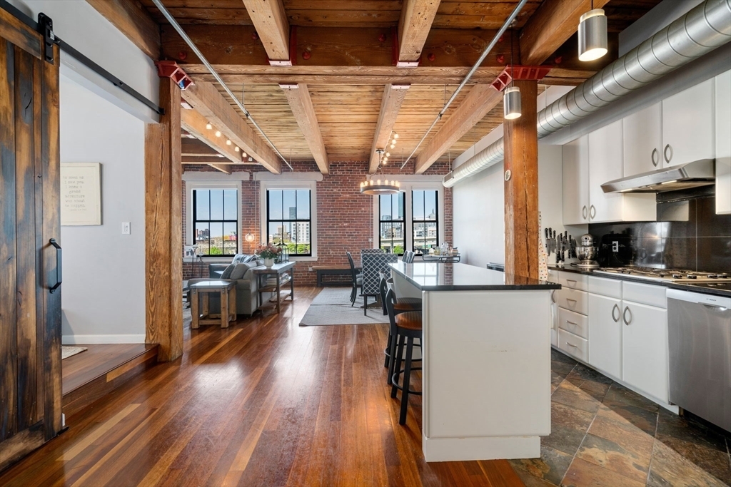 Property Photo: 9 W Broadway 512 MA 02127