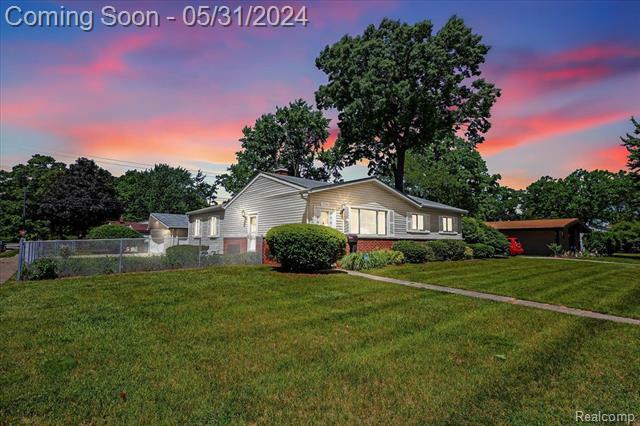 Property Photo:  5266 Walker Street  MI 48184 