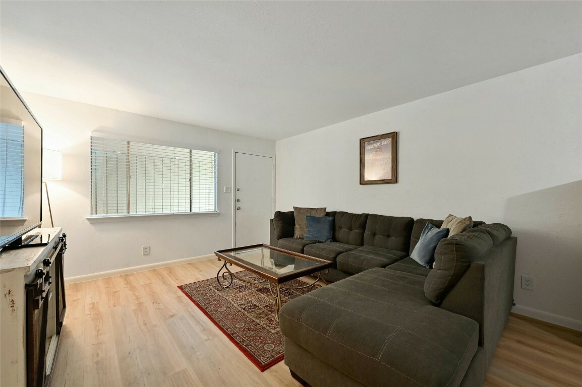 Property Photo:  2303 E Side Drive 102  TX 78704 