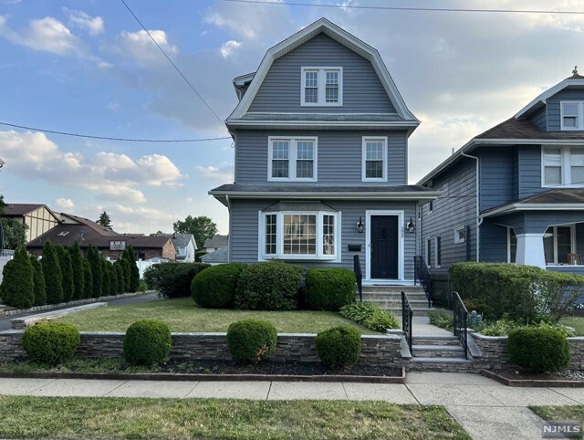 Property Photo:  172 Fern Avenue  NJ 07071 