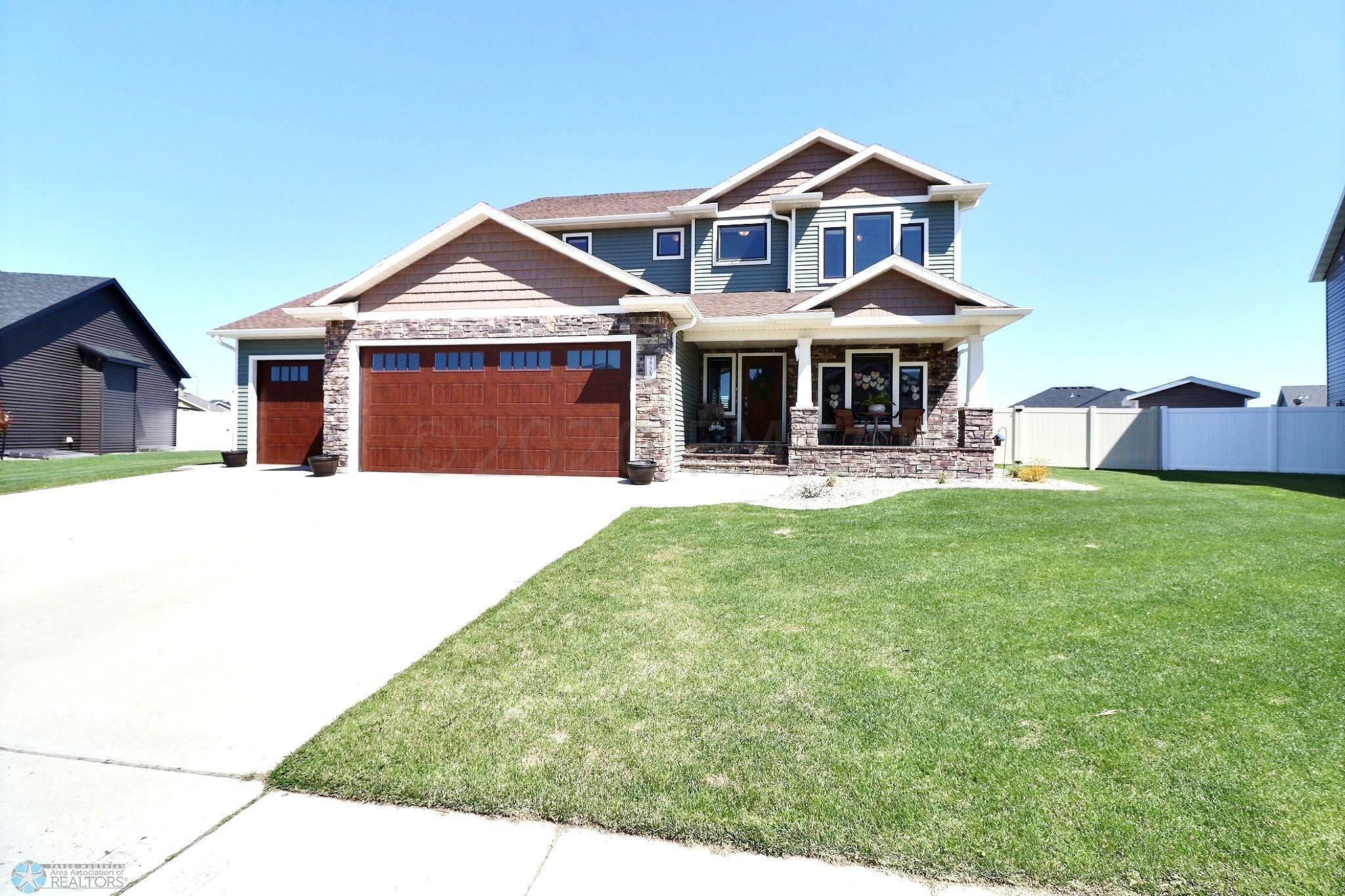 Property Photo:  2725 Pyle Lane E  ND 58078 