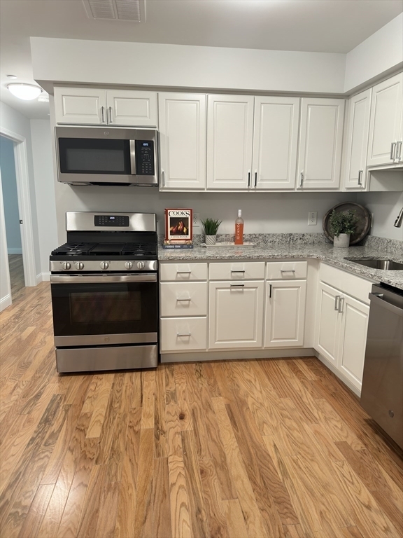 Property Photo:  31 Randolph Dr 31  MA 01876 