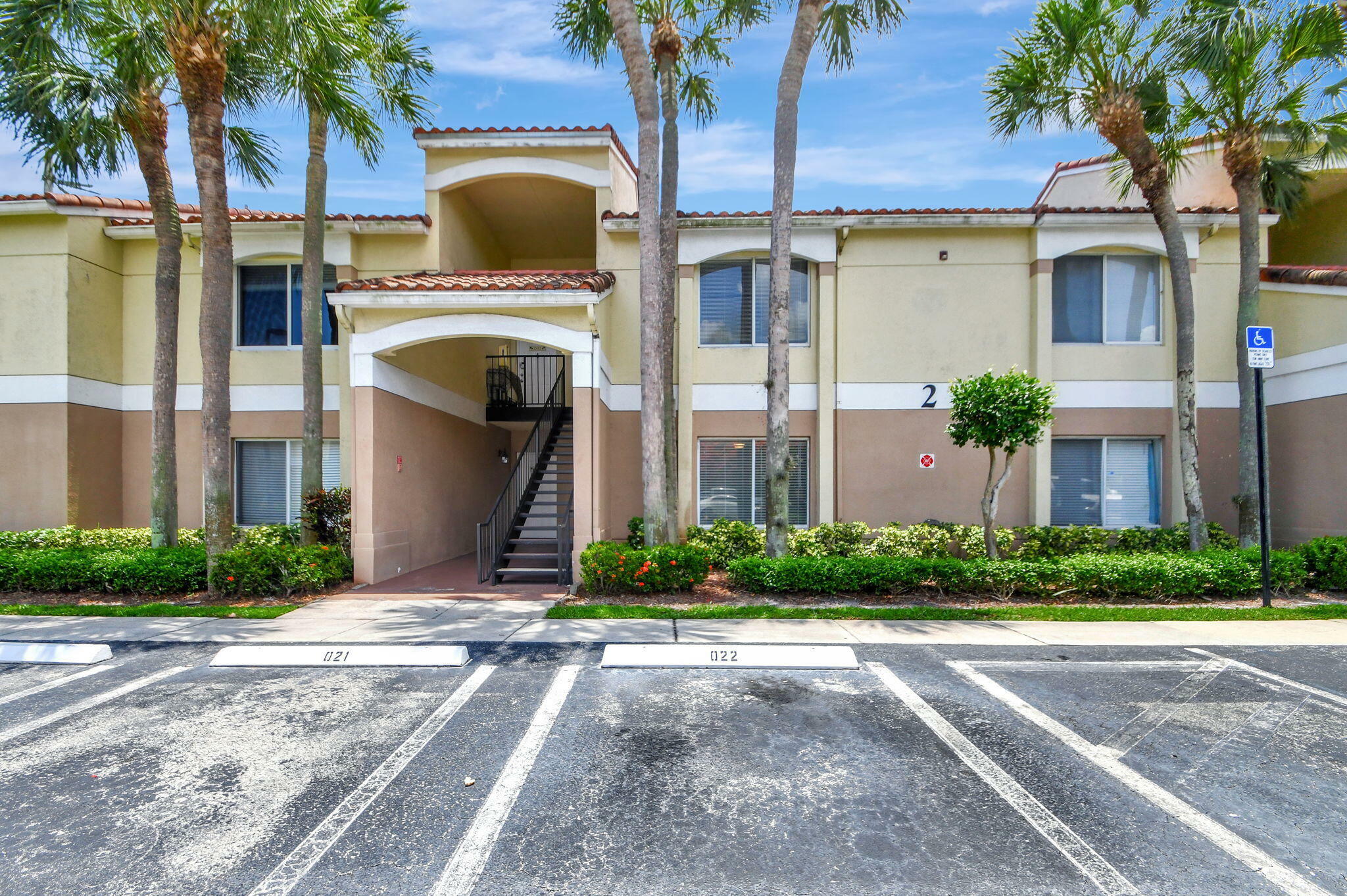 Property Photo:  815 W Boynton Beach Boulevard 2-103  FL 33426 