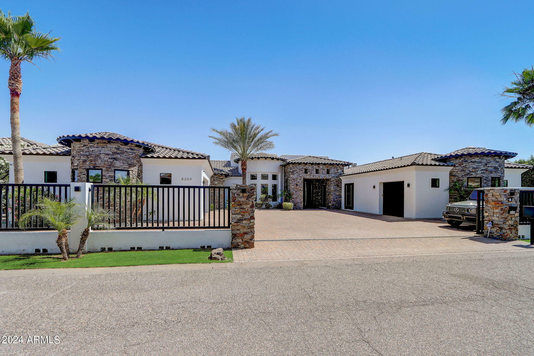 Property Photo:  8309 W Softwind Drive  AZ 85383 