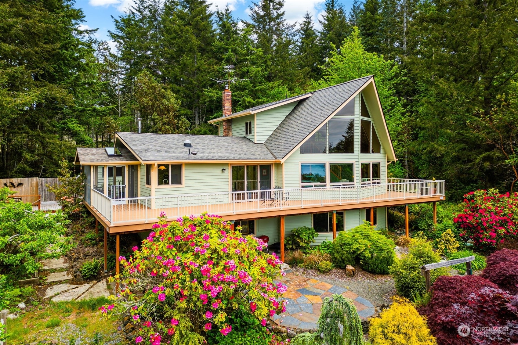 Property Photo:  196 Scenic View Lane  WA 98365 