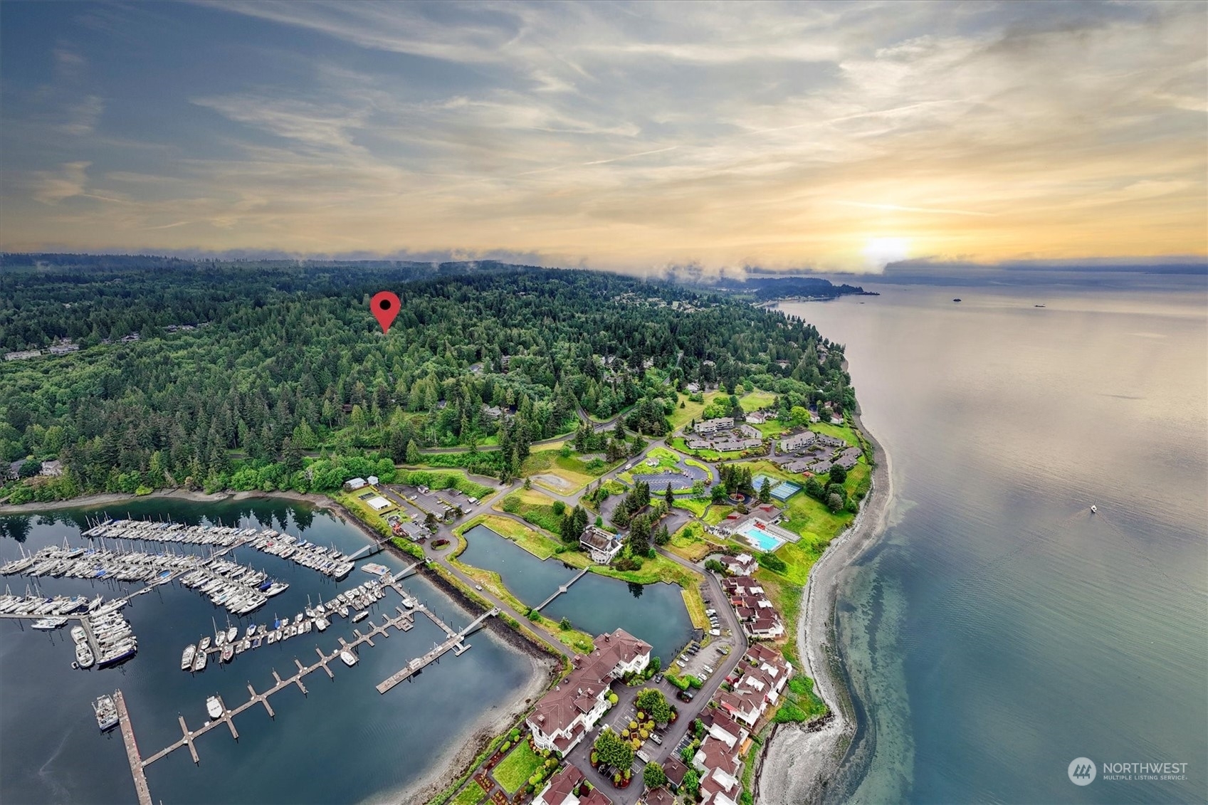 Property Photo:  401  Rainier Lane  WA 98365 