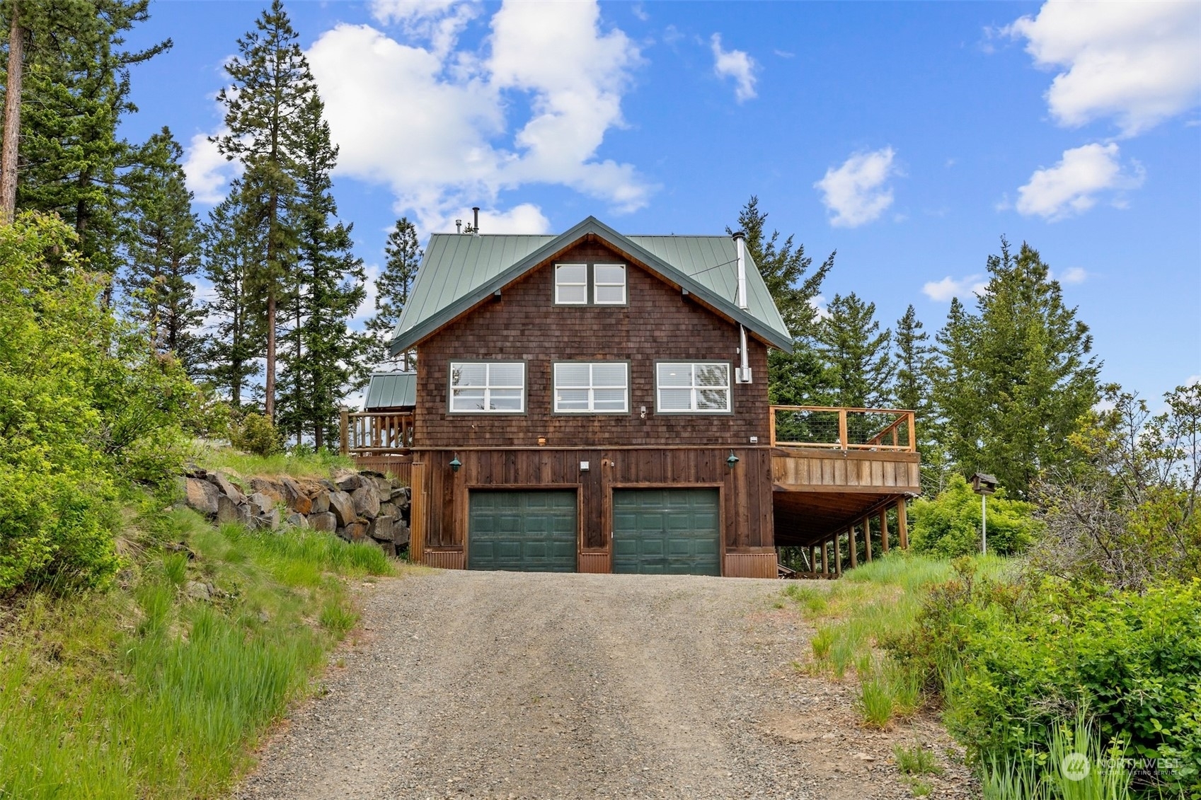 Property Photo: 1272 Emerick Road WA 98922
