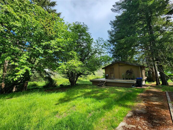 605 South Rd — photo 1