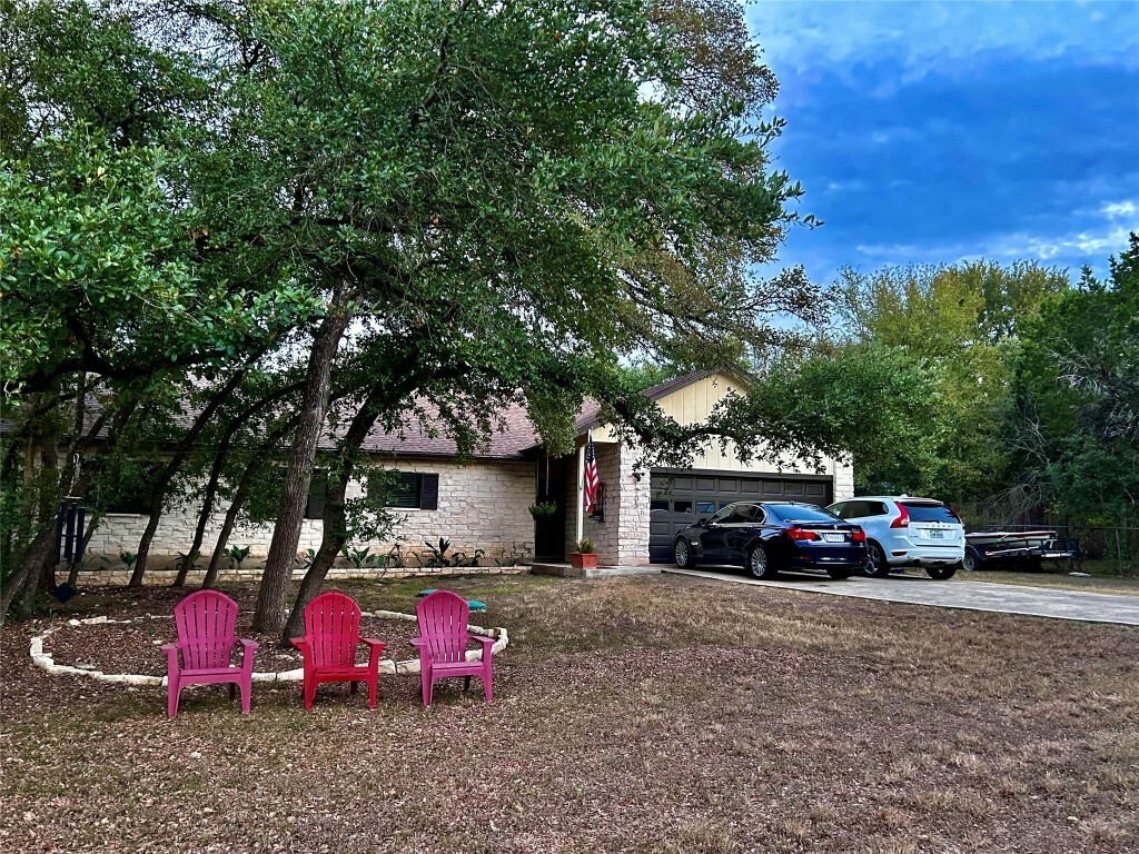 Property Photo:  705 Lisa Drive  TX 78733 