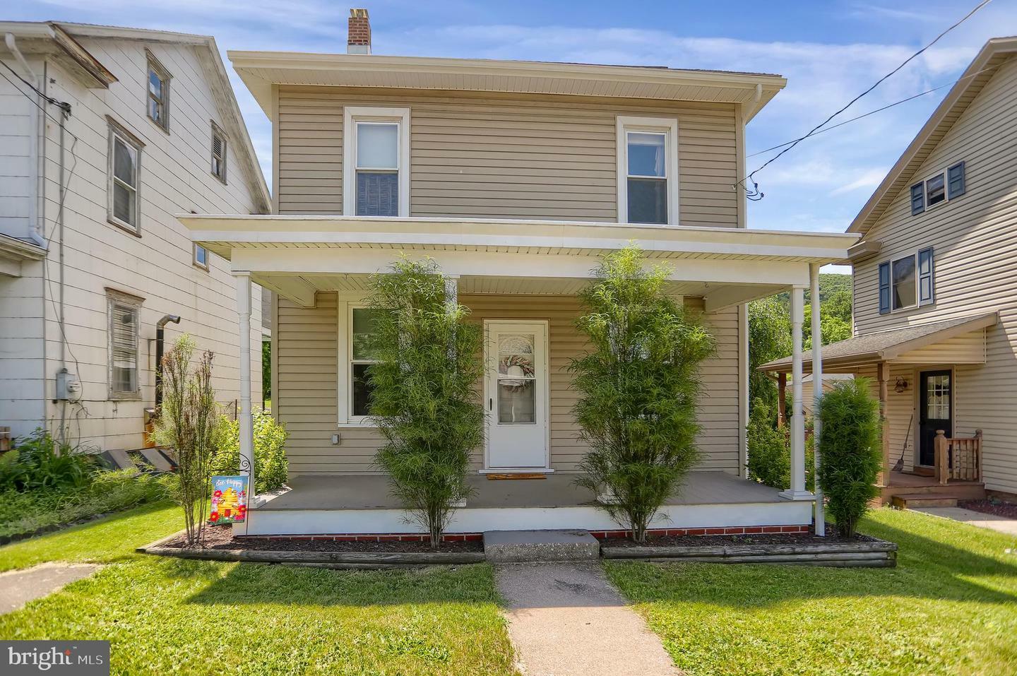 Property Photo:  446 W Main Street  PA 17023 