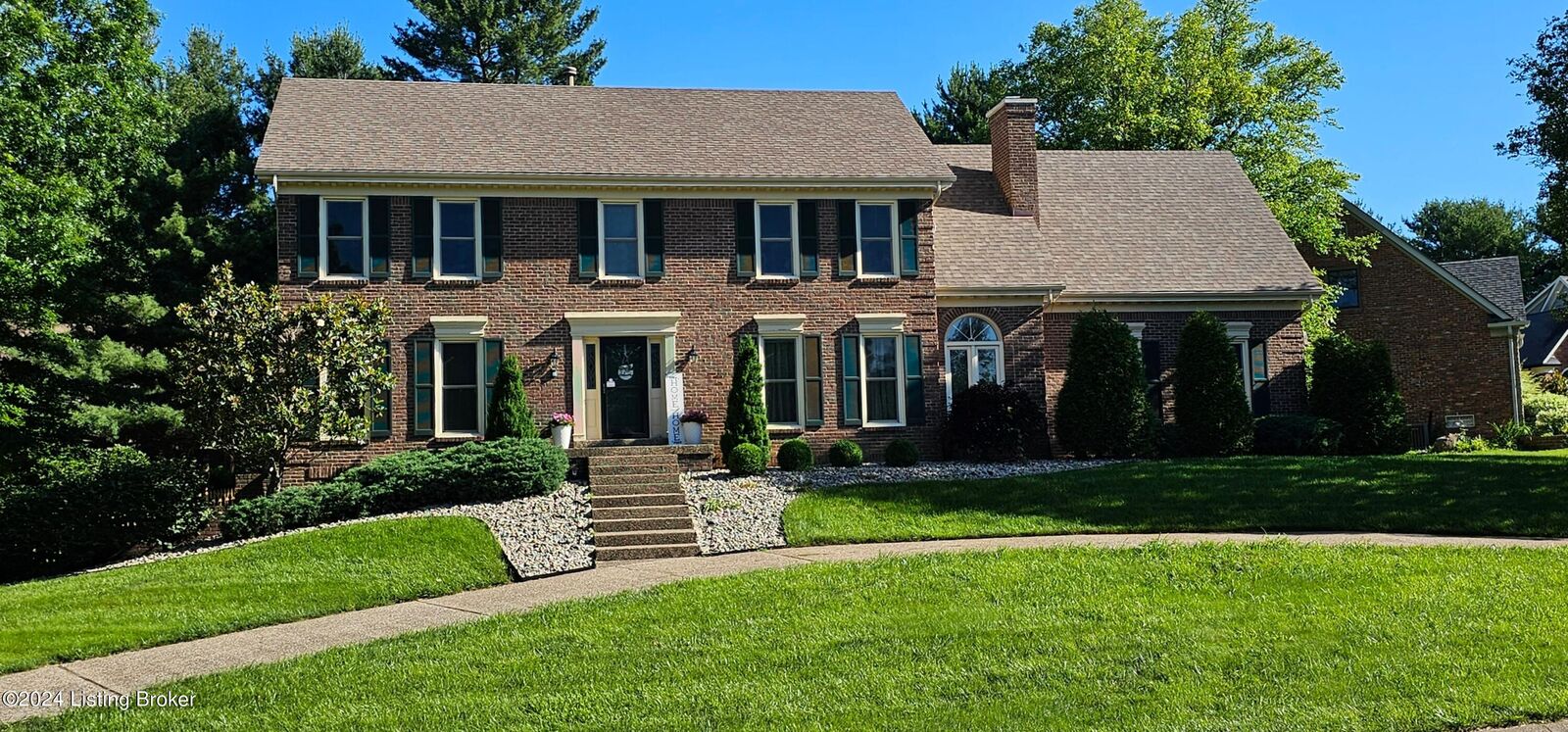 Property Photo:  7803 Wolfcreek Ct  KY 40241 