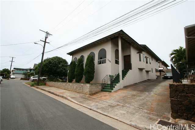 Property Photo:  1134 Luawai Place  HI 96816 