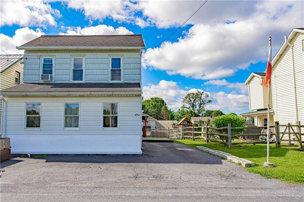 Property Photo:  453 Old Topton Road  PA 19539 