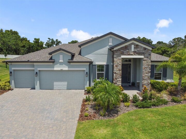 Property Photo:  9827 Cabernet Avenue  FL 33584 