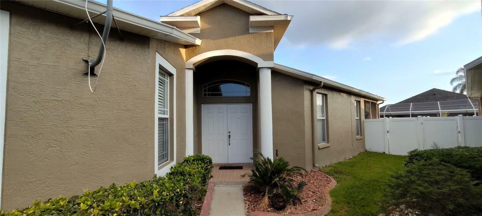 Property Photo:  30233 Lettingwell Circle  FL 33543 