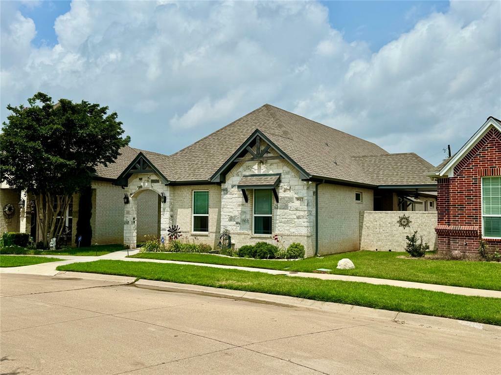 Property Photo:  3512 Fountain Way  TX 76049 