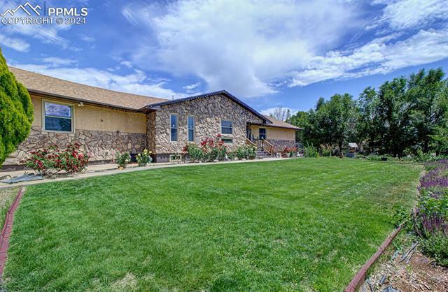 Property Photo:  1018 Meadow Lane  CO 81006 