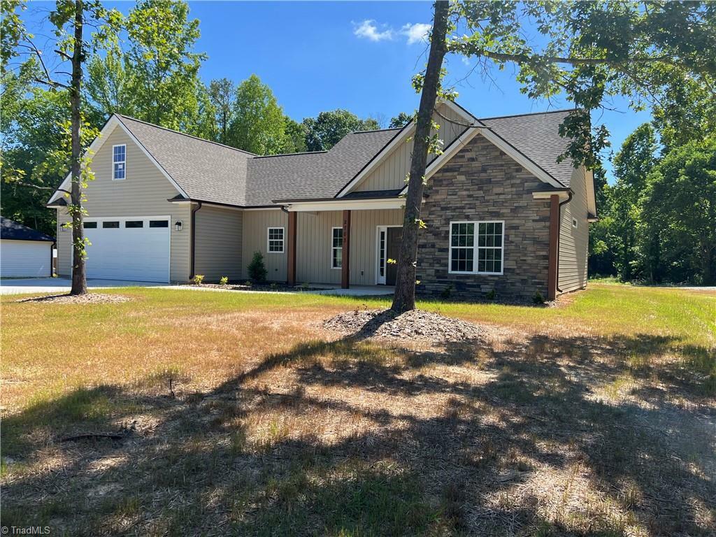 Property Photo:  2703 Johnsontown Road  NC 27360 