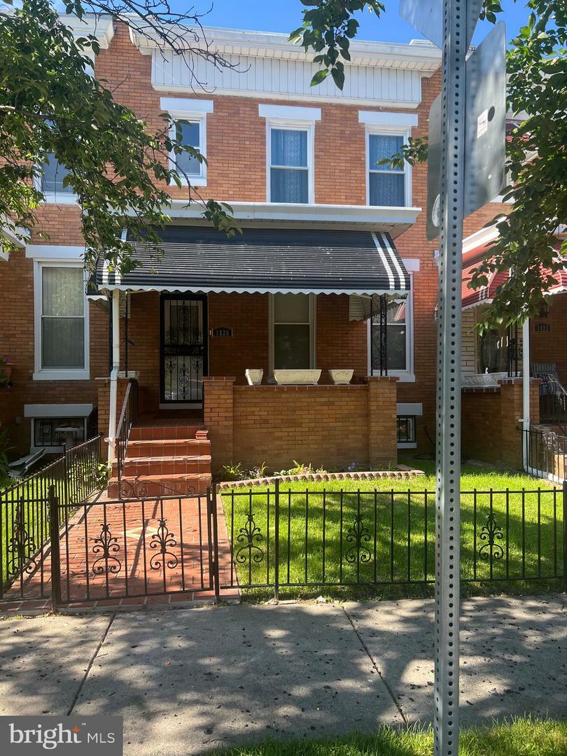 Property Photo:  1820 E 32nd Street  MD 21218 