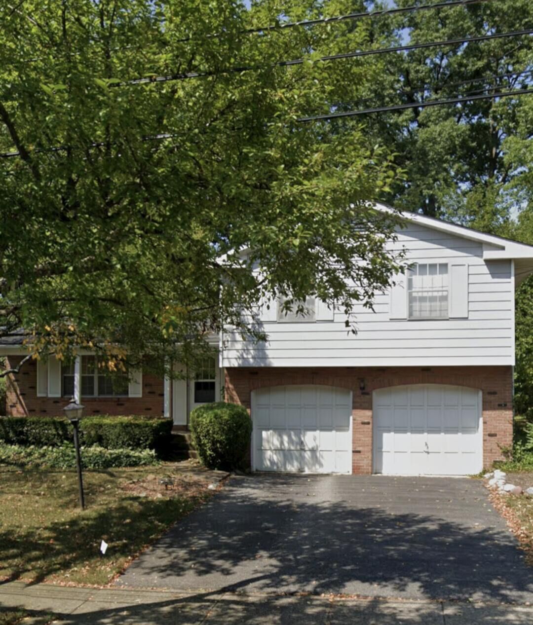 Property Photo: 465 Briarwood Drive OH 43213