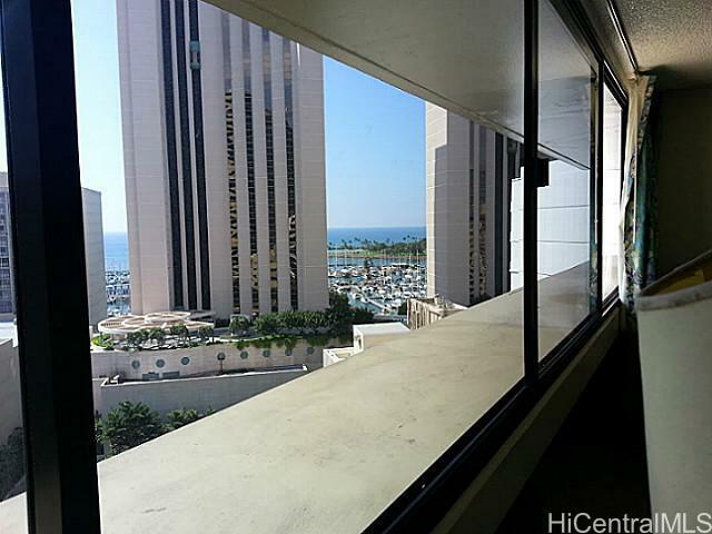 Property Photo:  1700 Ala Moana Boulevard 1704  HI 96815 