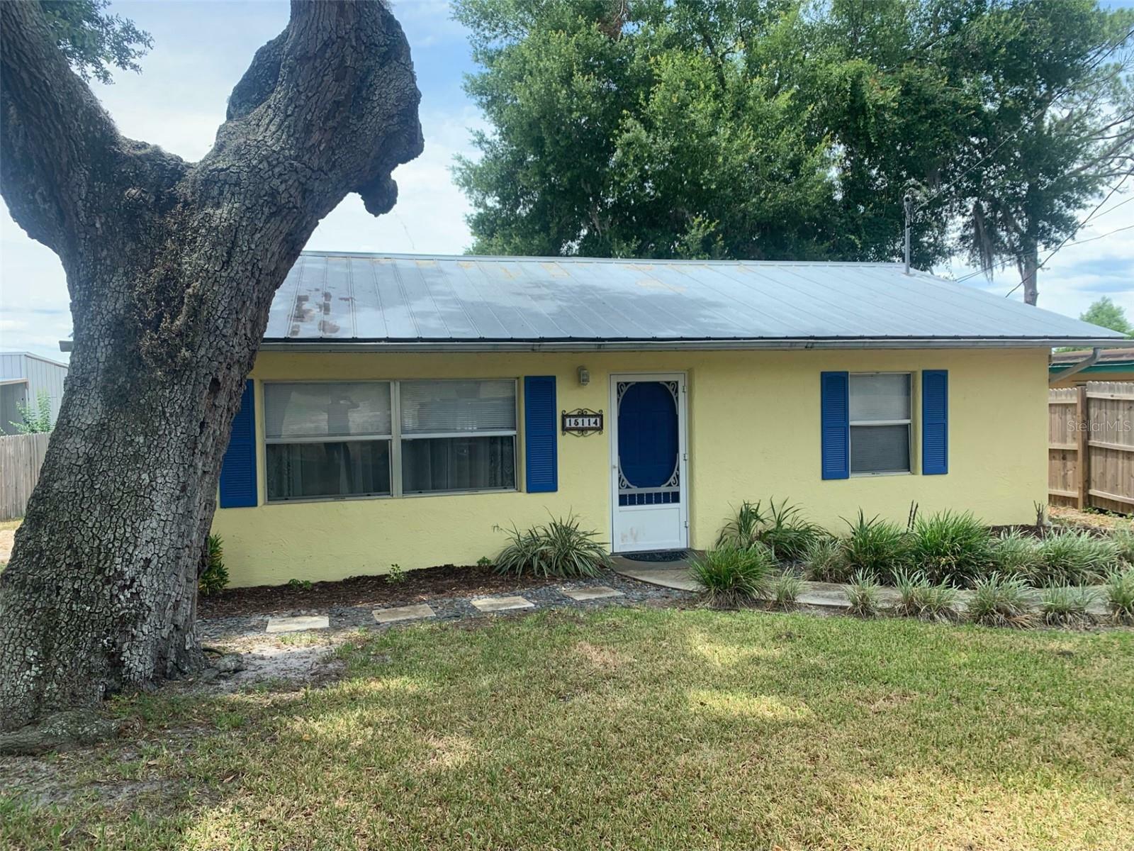 Property Photo:  15114 NE 248th Avenue Road  FL 32134 