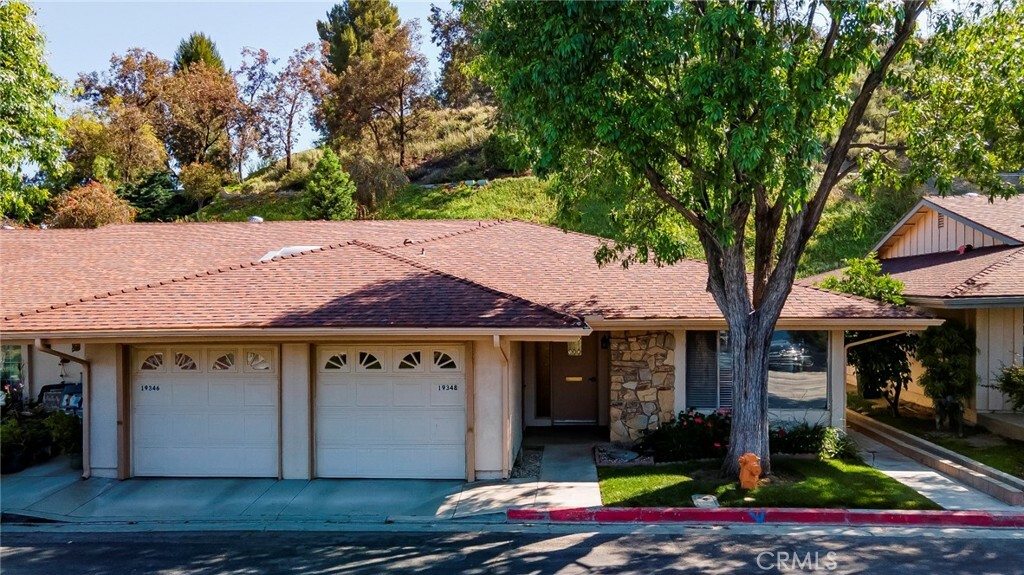 Property Photo:  19348 Flowers Court  CA 91321 