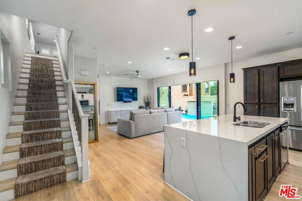 Property Photo: 11261 N Adobe Lane CA 91345
