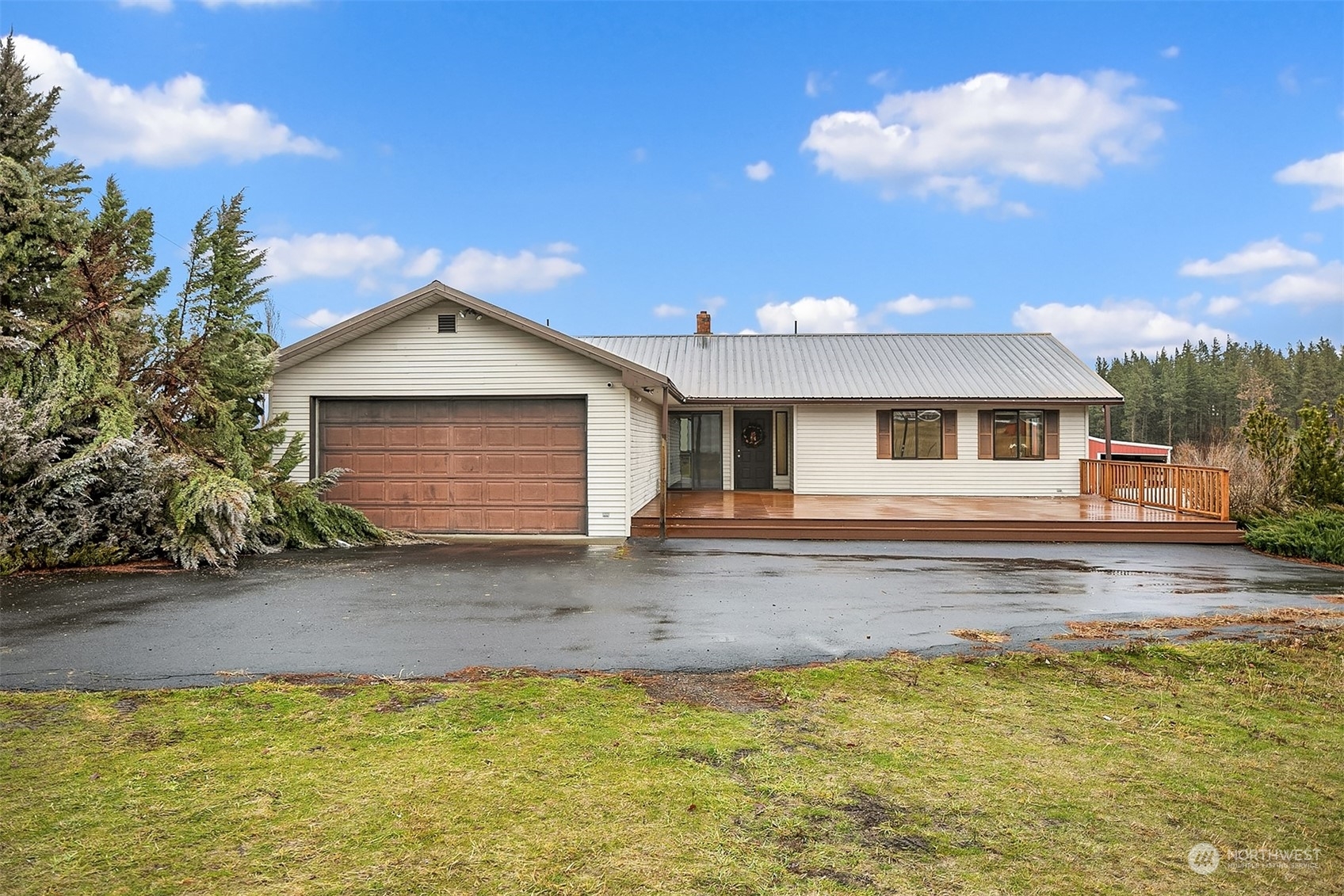 Property Photo:  160  Peoh Place  WA 98922 