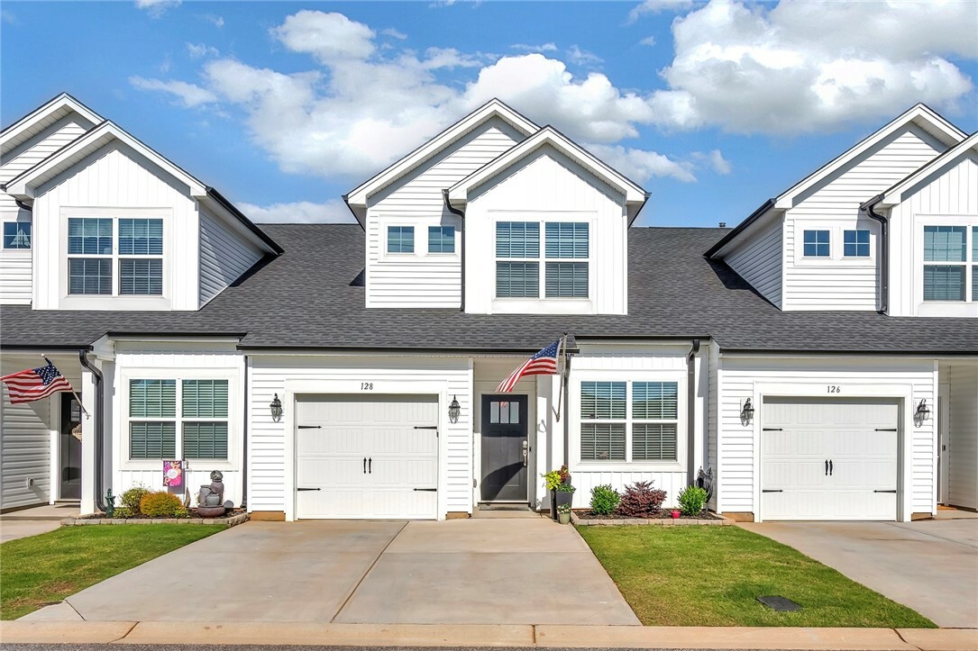 Property Photo: 128 Aleppo Lane SC 29651