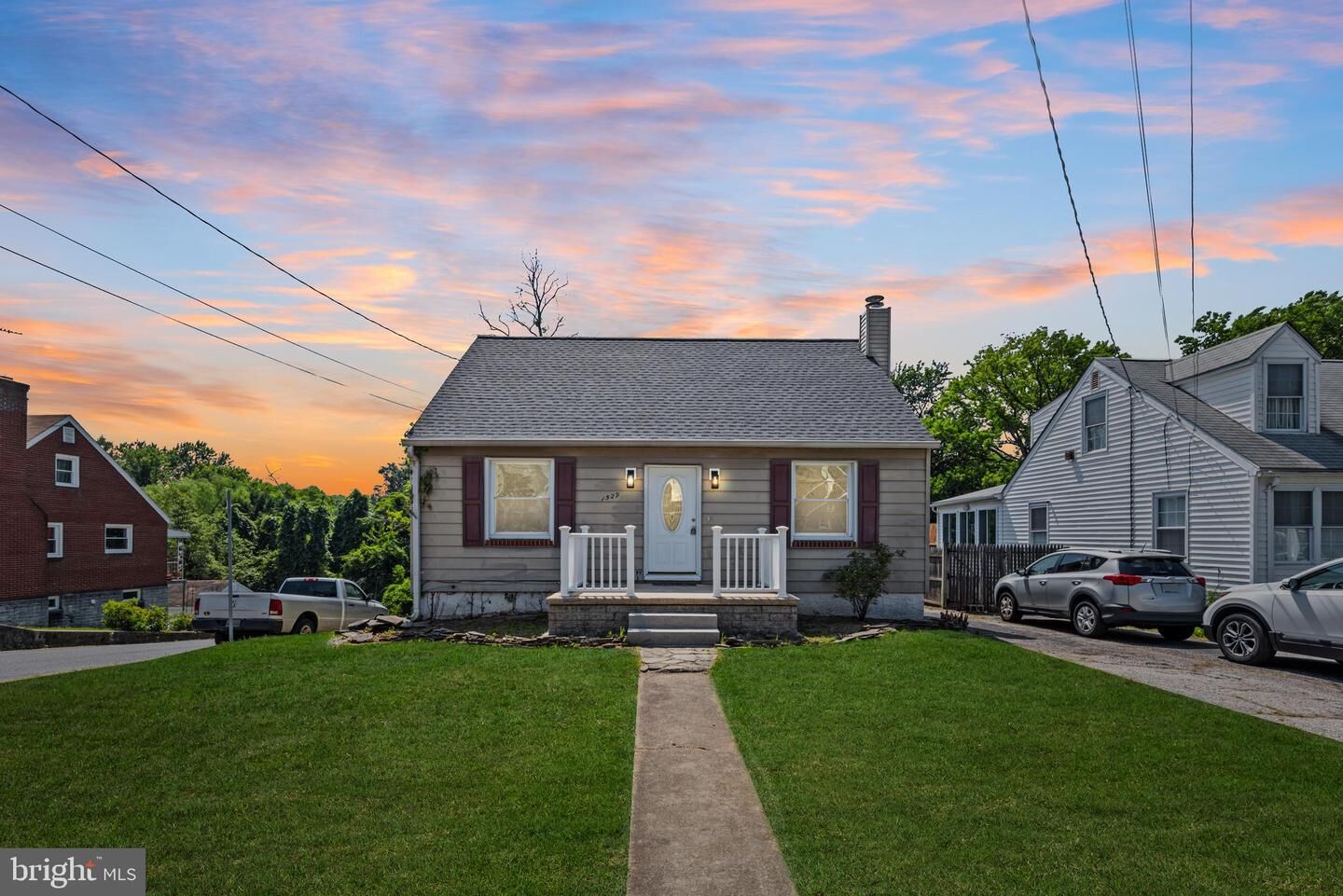 Property Photo: 1529 Rosewick Avenue MD 21237