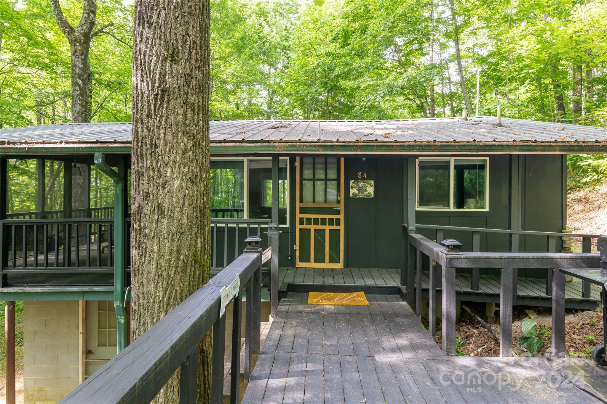 Property Photo: 84 McMillan Drive NC 28792