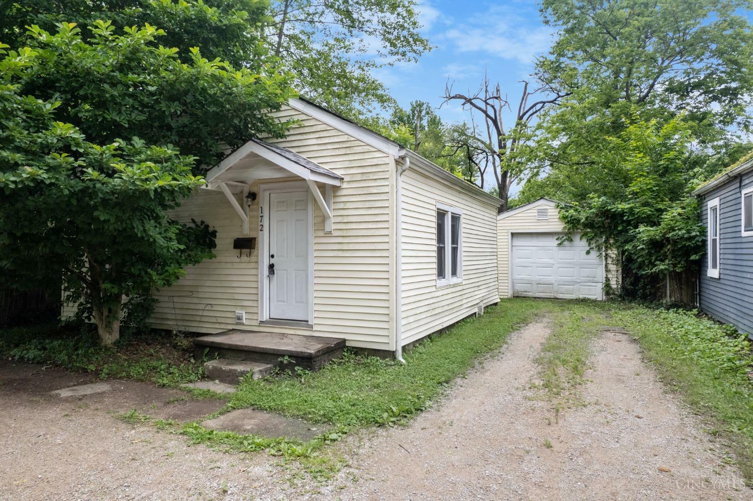 Property Photo: 172 Hudson Avenue OH 45176