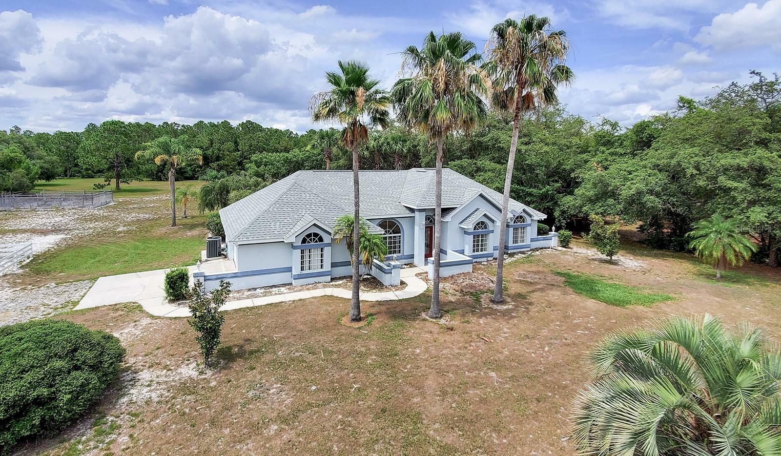 Property Photo:  5445 Hansom Road  FL 34771 