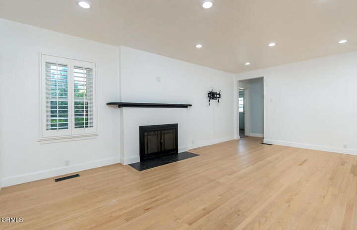 Property Photo: 4555 Encinas Drive CA 91011