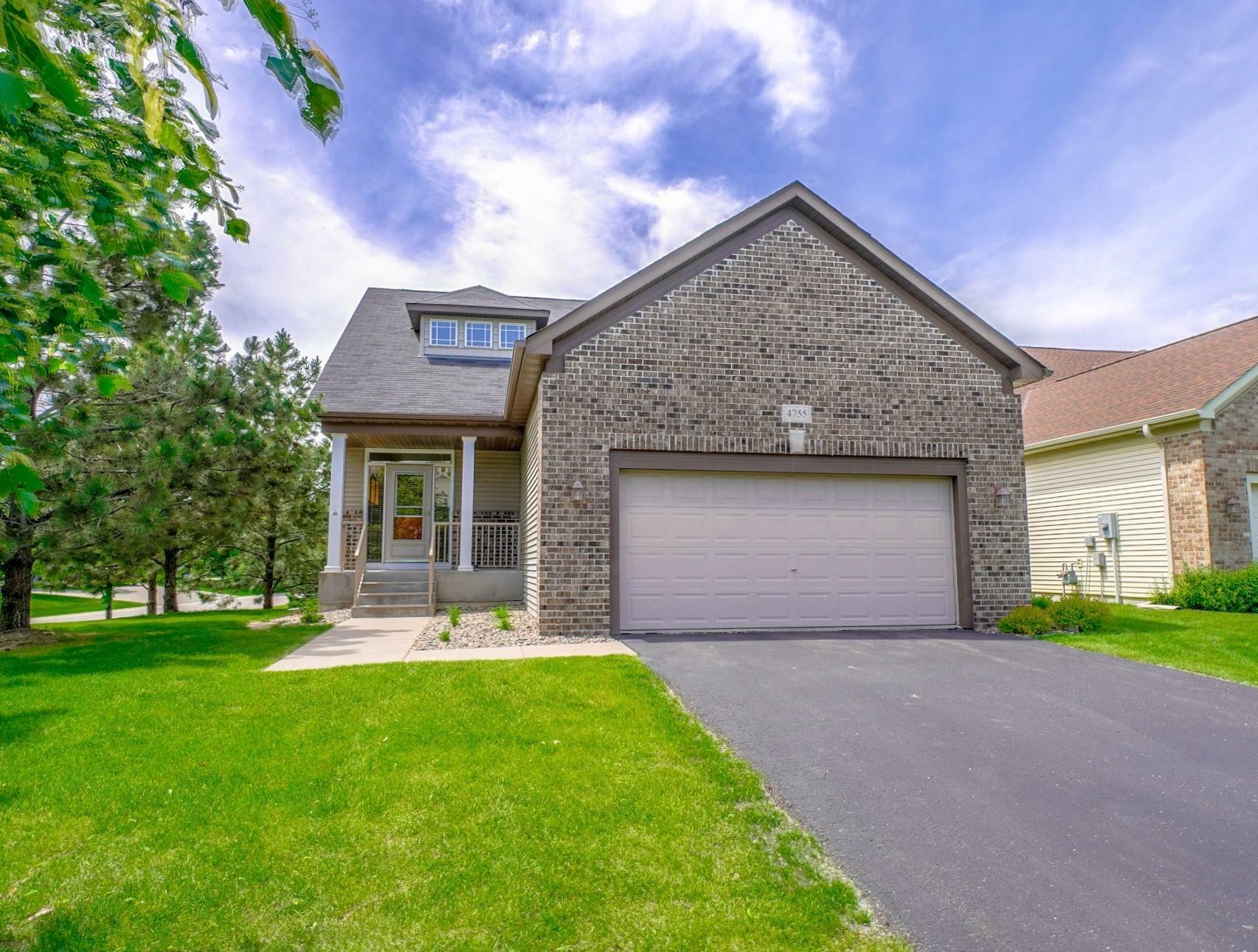 Property Photo:  4755 Underwood Lane N  MN 55442 