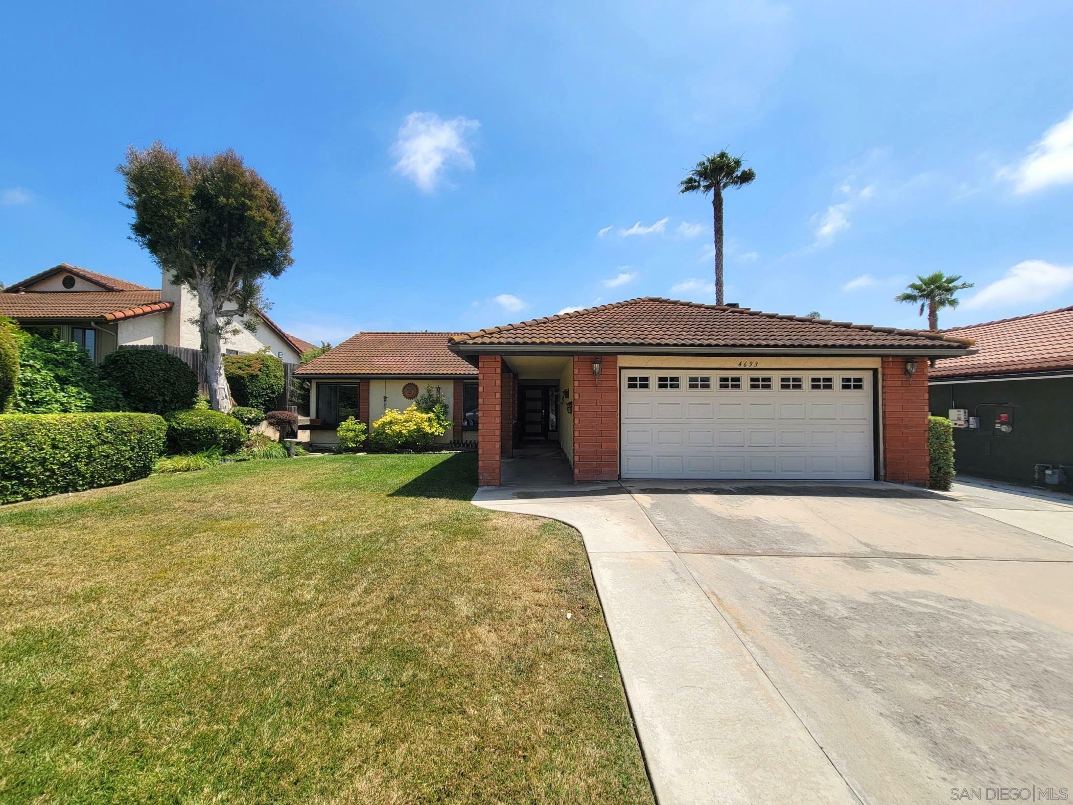 4693 Rose Dr  Oceanside CA 92056 photo