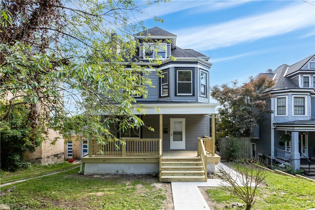 Property Photo:  7219 Perrysville Ave  PA 15202 