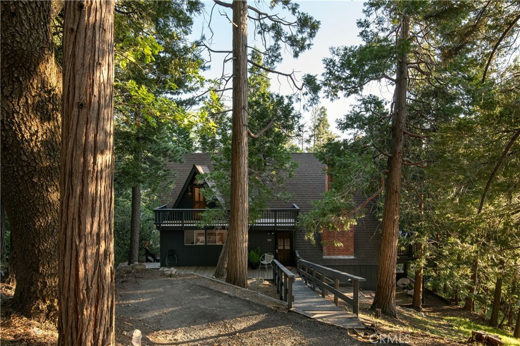 Property Photo:  399 Rainier Road  CA 92352 