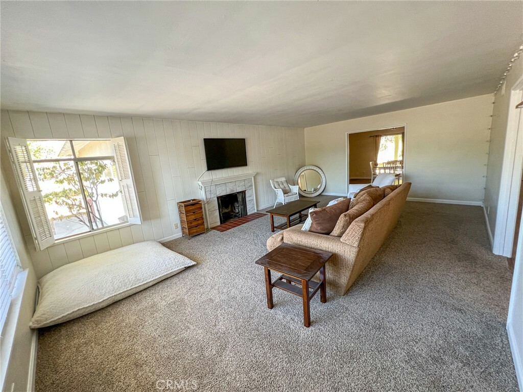 Property Photo:  38 Hathway Avenue  CA 93405 