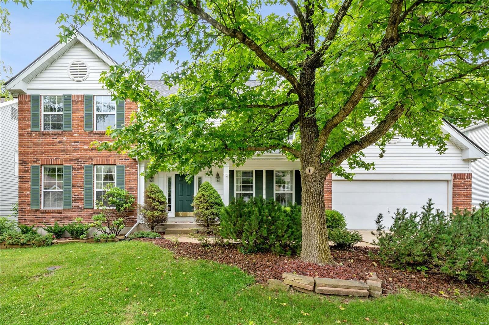 Property Photo: 426 Beacon Point Lane MO 63040